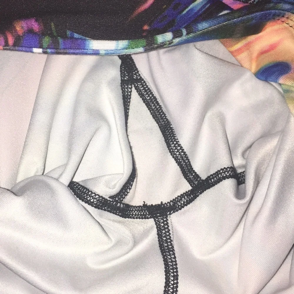 Fabletics capri length power hold legging - Picture 6 of 7